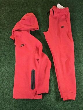 Nike Sportswear Tech Fleece Full Zip Hoodie & Joggers Set heather Red XL Kids